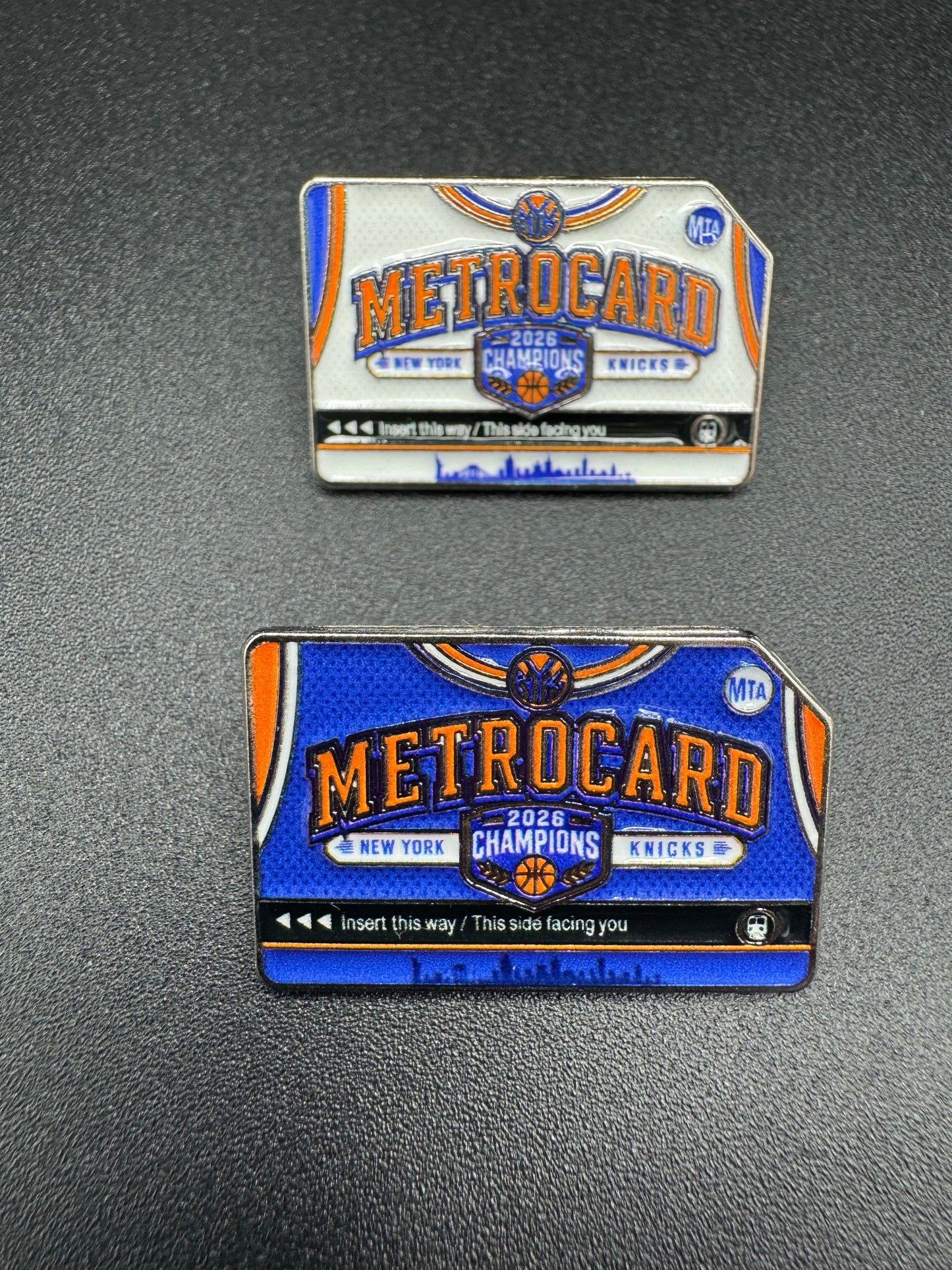Knicks Metro Pin