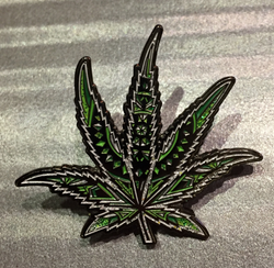 Trippy Mandala Leaves v2