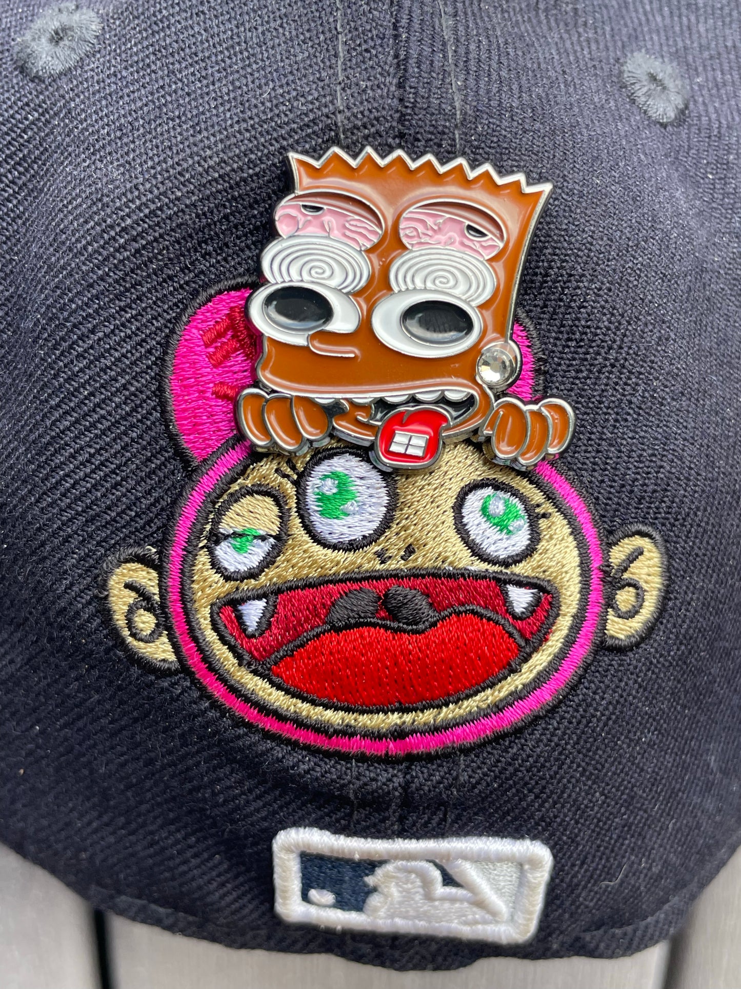 Spun Bart Peeker